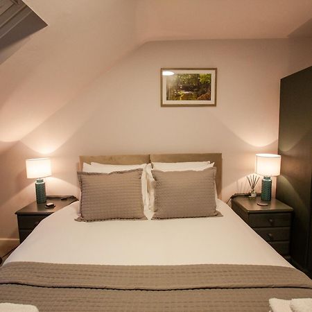 Woodfalls Inn Redlynch  Dış mekan fotoğraf