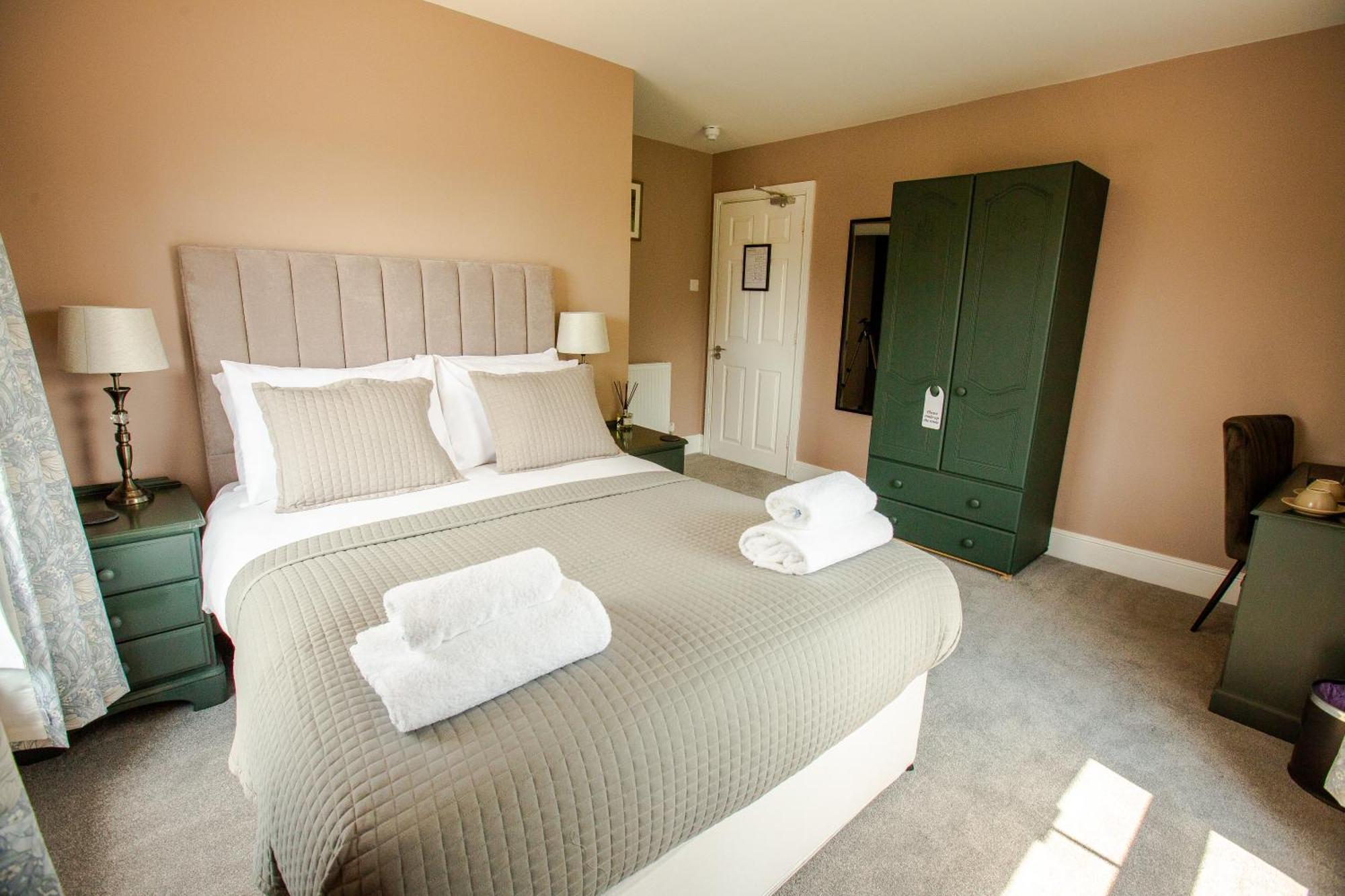 Woodfalls Inn Redlynch  Dış mekan fotoğraf