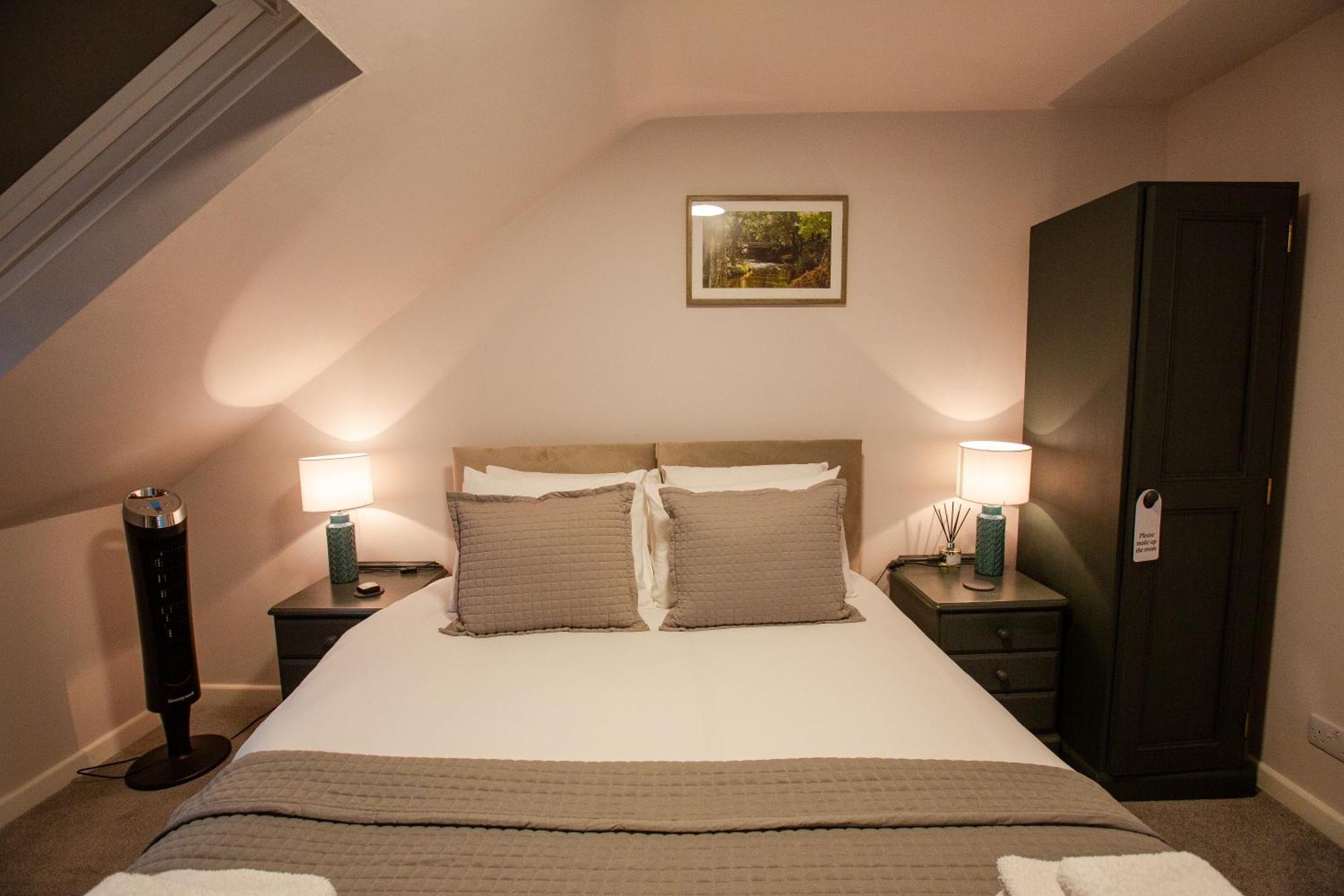Woodfalls Inn Redlynch  Dış mekan fotoğraf